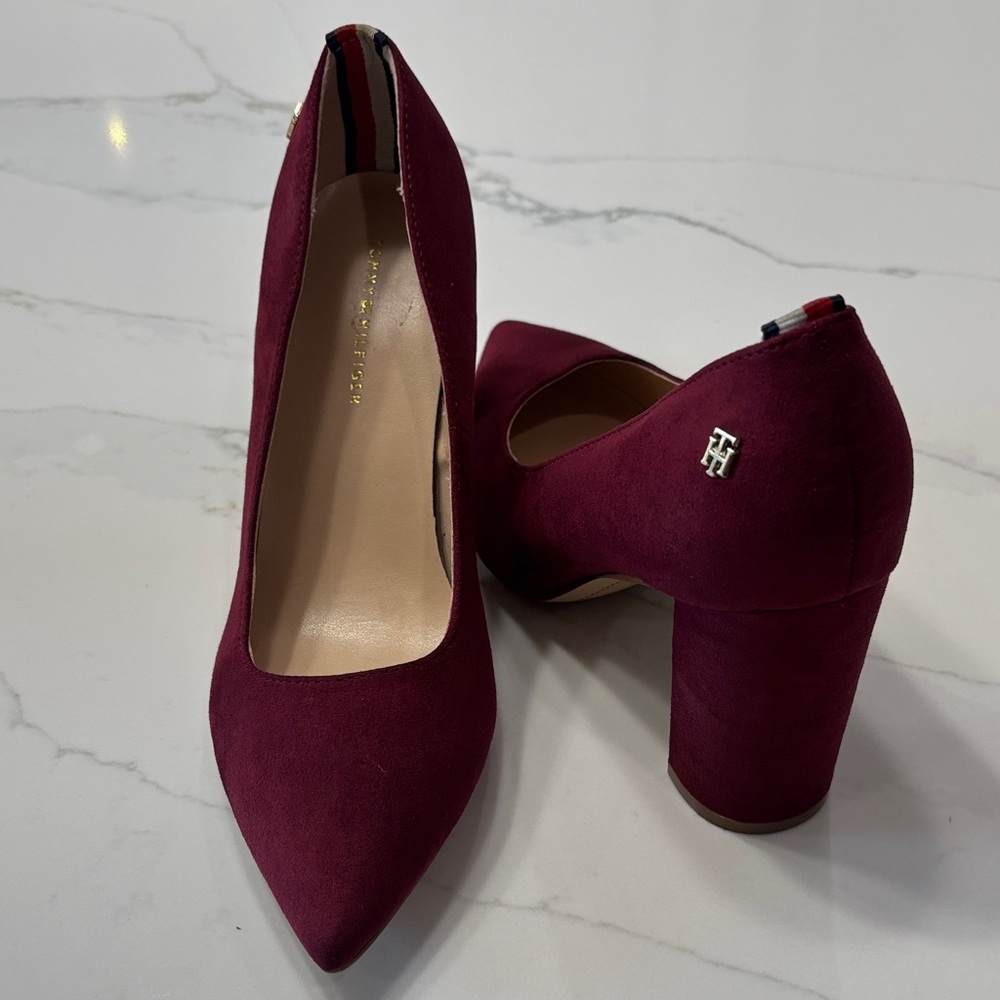 Tommy Hilfiger BURGUNDY Women's Heels